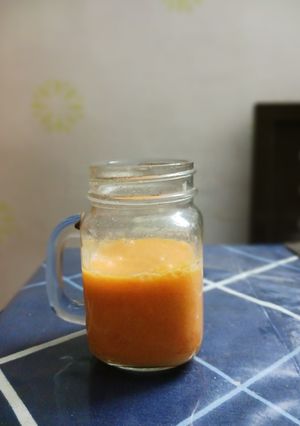 A picture of Papaya Lassi.