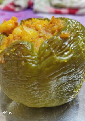 A picture of Stuffed Capsicum.