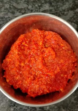 A picture of Red chilli chutney.