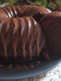 Foto principal de Bundt Cake de Chocolate y Aguacate