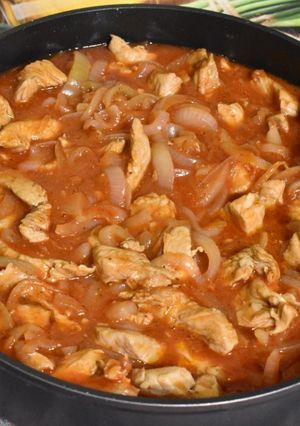 Zdjęcie przepisu Indyk po węgiersku.