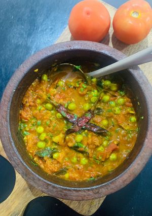 A picture of Matar Tamatar chutney (Green Peas & Tomato).