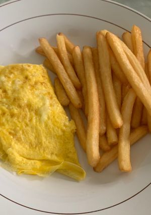 Foto resep Sarapan telur omelette simpel ala hotel (omlet hotel)