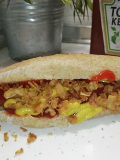 Una foto de Hot dogs en pan de mollete casero