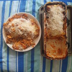 A picture of Use it up 2 layer Lasagne.