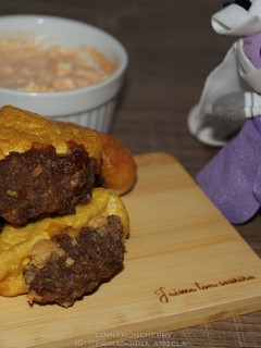 A picture of Tahu Bakso (Tofu and Meatballs).