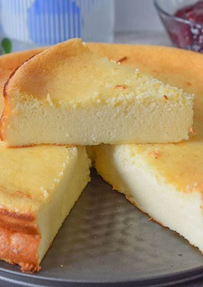 Una foto de Tarta de queso al horno fácil y con pocos ingredientes!!!! 🥰