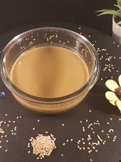 Una foto de Tahini en MCC