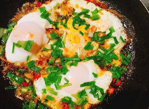 Hình của món Trứng chiên nước mắm.