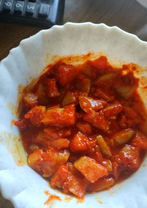 A picture of Instant guava pickle.