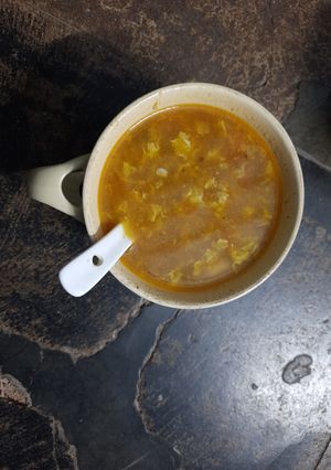 চিকেন এগ স্যুপ (chicken egg soup recipe in Bengali) রেসিপির প্রধান ছবি