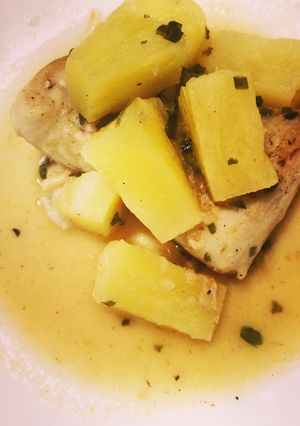 Una foto de Poisson et ananás