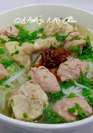 Hình của món Bún mọc.