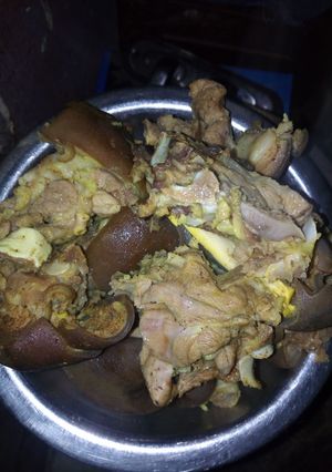 A picture of Spicy boiled goat meat.