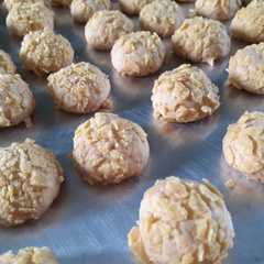 A picture of Cornflake cheese cookies.