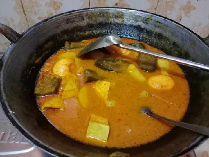 Langkah Mudah untuk Menyiapkan Resep Gulai telur campur-campur 🥰 yang Bisa Manjain Lidah Anti Ribet, Lezat