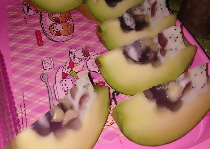 Melon isi puding buah