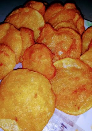 A picture of Alu ke pakorey.