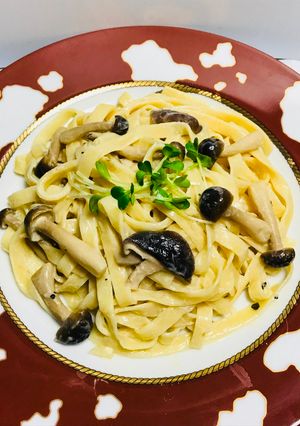 Una foto de Fettuccine con hongos!