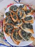 Girelle di spinaci e pasta sfoglia