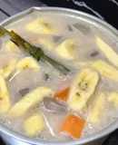 Kolak Ubi kuning Pisang dan Kolang-kaling
