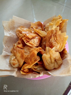 Foto resep Pangsit goreng isi daging ayam