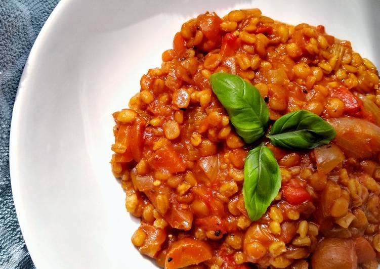 Steps to Prepare Quick Red Vegetable Stew With Pearl Barley & Split Peas