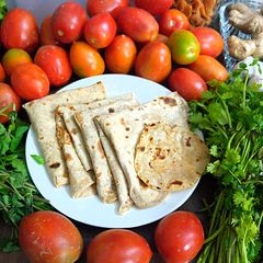 A picture of Naram naram garam roti.