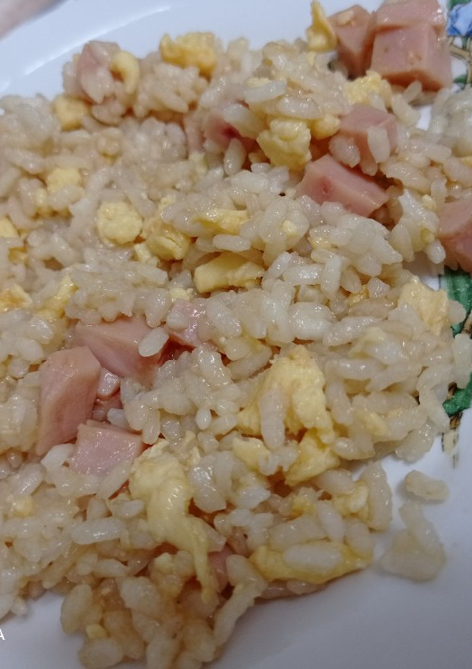 Una foto de Arroz chino con salsa de soja
