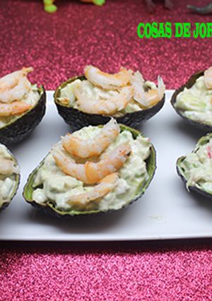 Foto principal de Aguacate con gambas y surimi