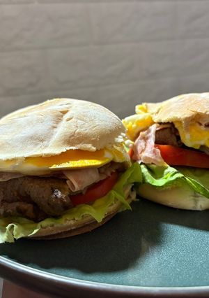 Una foto de Chivito 🍔🍳