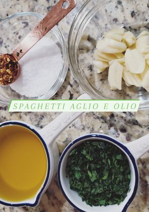 A picture of Spaghetti Aglio e Olio.
