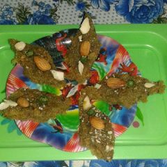 A picture of Mater or gheeye ke burfee.