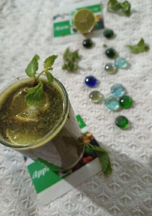 A picture of Mint lemon juice.