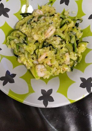 Foto principal de Spaghetti de calabacín con gambas