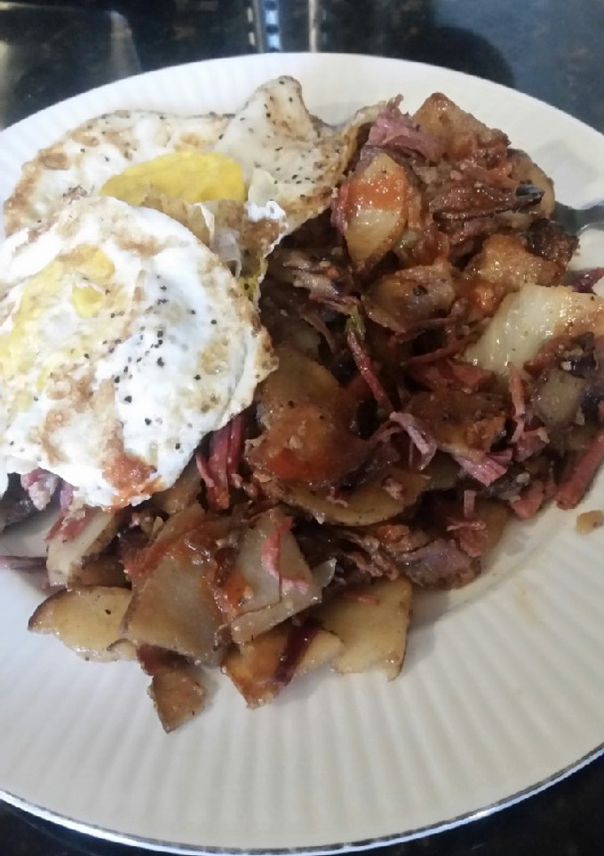 A picture of Brad's corned beef hash.