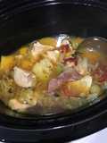Sopa de Pollo y Cebada en Olla Lenta