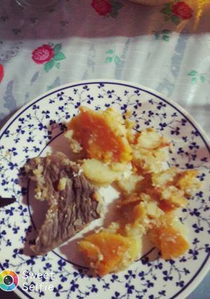 Una foto de Bife a la criolla