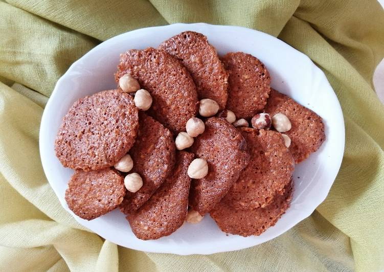 Biscotti alle nocciole con farina di lenticchie