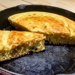 A picture of Cowboy Candy Cornbread.