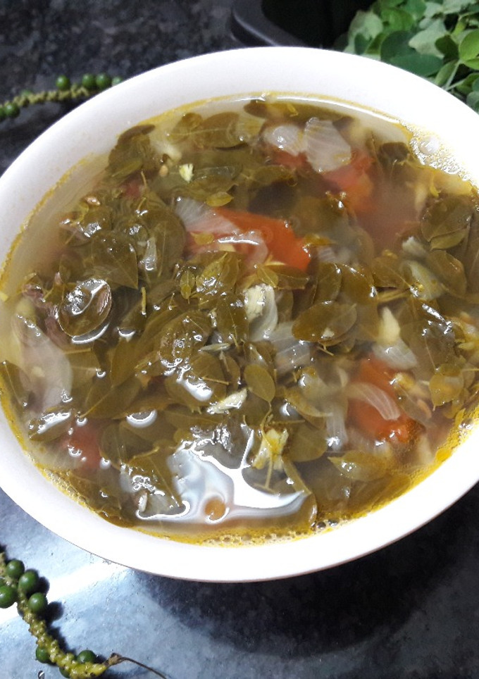 முருங்கை இலை சூப் செய்முறை முக்கிய புகைப்படம்