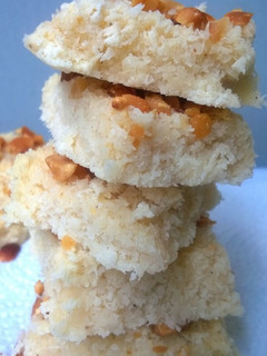 A picture of Coconut Burfi.