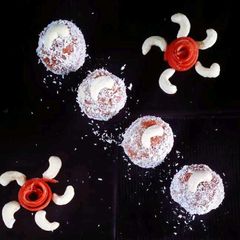 A picture of Carrot sesame ladoos.