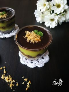 Foto resep Moccachoco Steamed Cake with Avocado & Chocolate Sauce