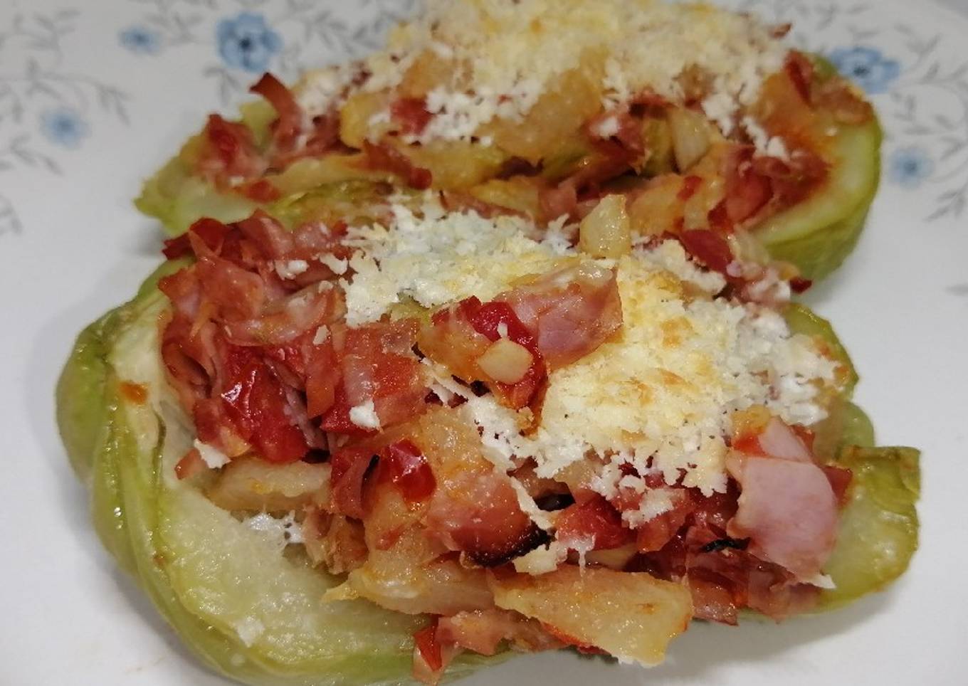 Chayotes rellenos al horno