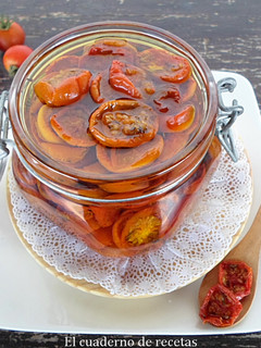 Una foto de Tomates Cherrys en conserva de Aceite de Oliva