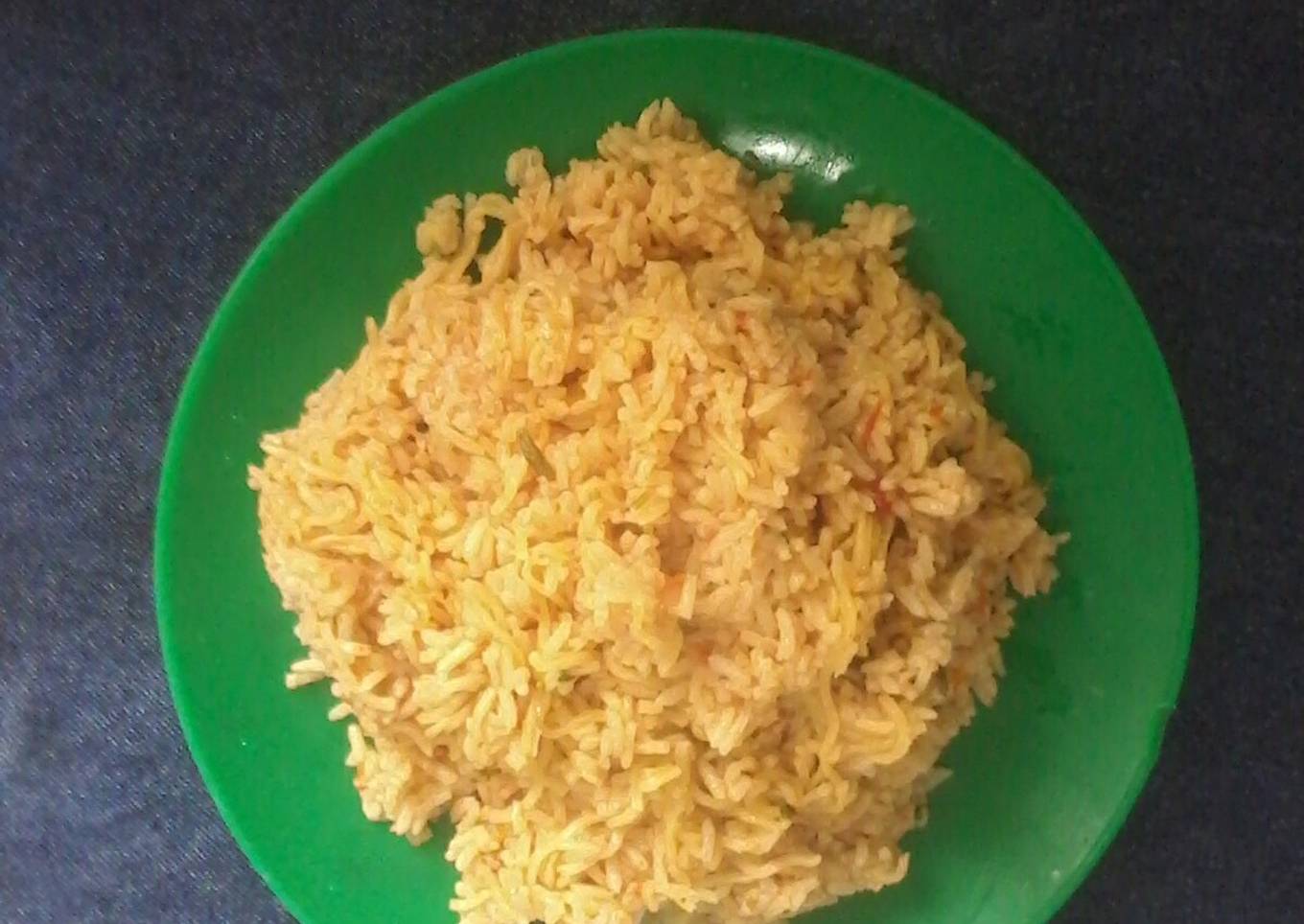 Rice mixed spaghetti