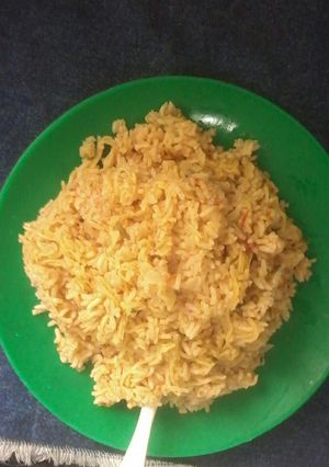 A picture of Rice mixed spaghetti.