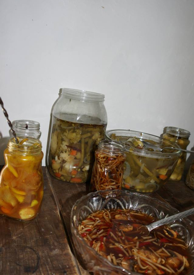 Una foto de Germinado y verduras al curry, vainilla o café con chile
