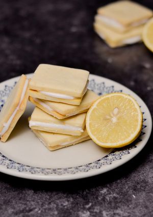 Una foto de Galletitas de Limón tipo Havanna 🍋